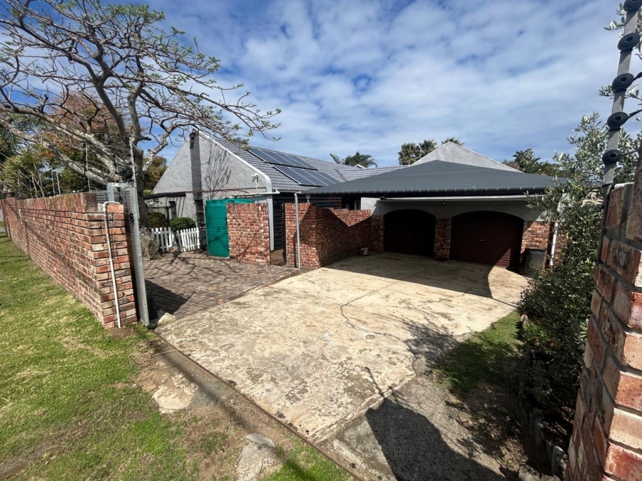 3 Bedroom Property for Sale in Gonubie Eastern Cape